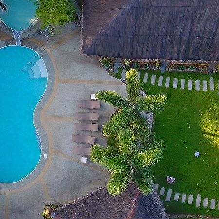 Nabulao Beach Resort Hinoba-an Ngoại thất bức ảnh