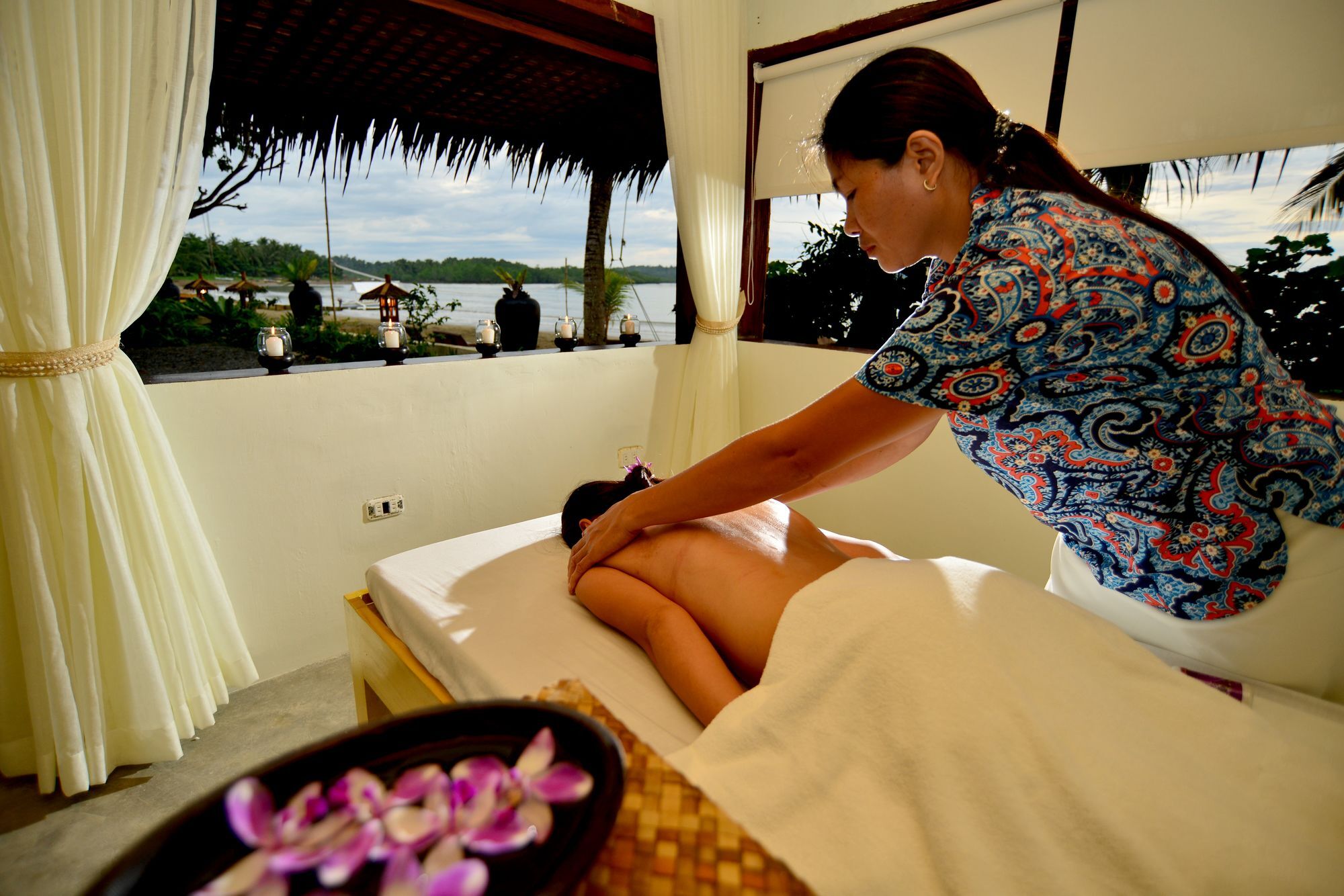 Nabulao Beach Resort Hinoba-an Ngoại thất bức ảnh